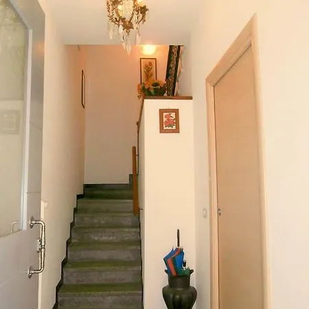 Della Contrada Bed & Breakfast 3*
