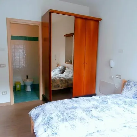 Bed & Breakfast Della Contrada Varenna